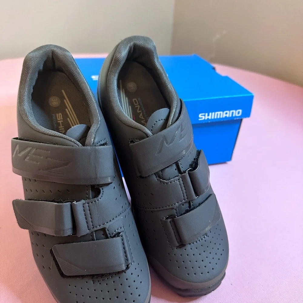Shimano ME2 Women's Cycling Shoes - Gray - Picture 4 of 4